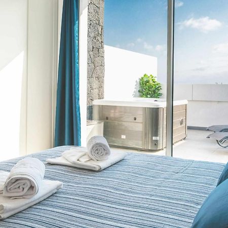 Monterey House Playa Blanca Villa Exteriör bild